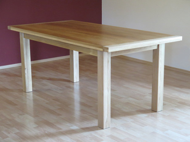 dubové stoly